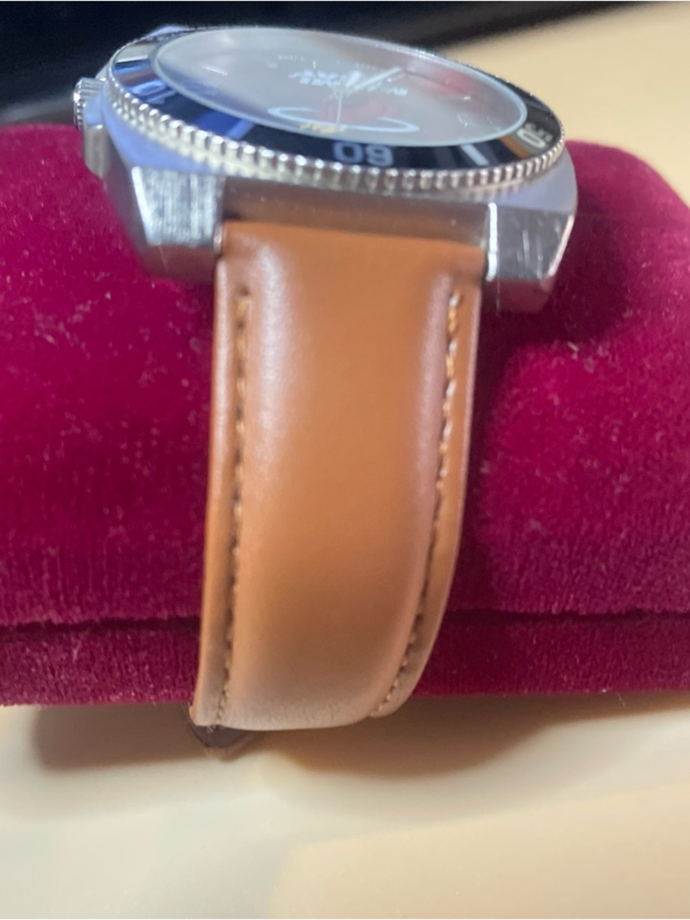 Miami Heat Logo Dial Watch - Red Face, Brown Strap - running - Picture 4 of 5